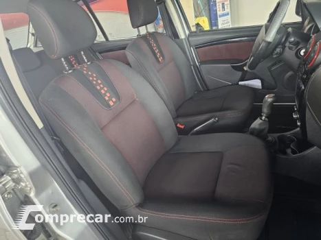 SANDERO - 1.6 STEPWAY 8V 4P MANUAL