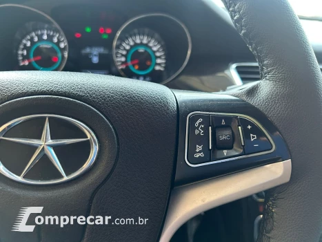 J5 Sedan 1.5 16V 4p Mec.