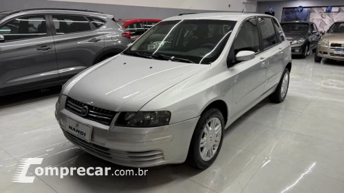 Fiat Stilo 1.8 SP Flex 8V 5p 4 portas