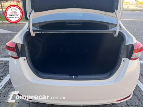 YARIS 1.5 16V FLEX SEDAN XL LIVE MULTIDRIVE