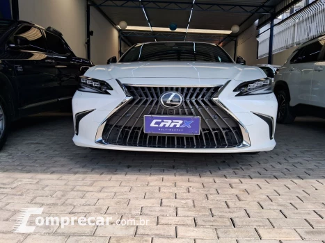 ES 300 H 2.5 16V 4P LUXURY HÍBRIDO AUTOMÁTICO CVT