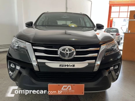 HILUX SW4 2.8 SRX 4X4 7 Lugares 16V Turbo Intercooler