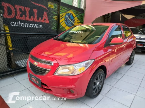 CHEVROLET ONIX 1.0 LT 4 portas