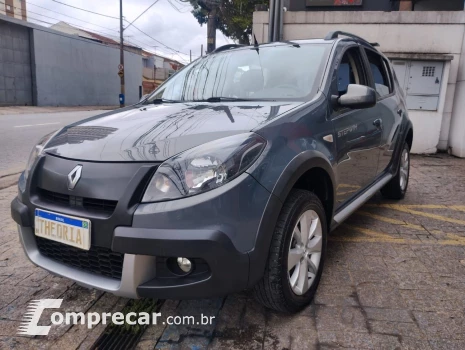 Renault SANDERO 1.6 Stepway 8V 4 portas