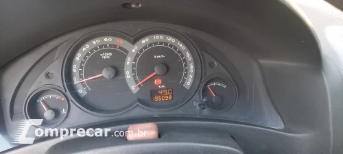 CELTA 1.0 MPFI Life 8V