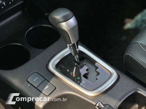 HILUX 2.8 D-4D TURBO DIESEL CD SRX 4X4 AUTOMÁTICO