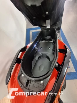 XMAX 250