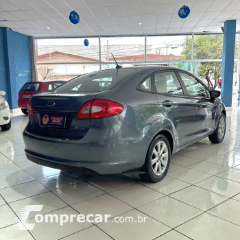 FIESTA 1.6 Rocam Sedan 8V