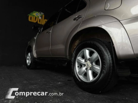 HILUX SW4 3.0 SRV 4X4 7 LUGARES 16V TURBO INTERCOOLER DIESEL