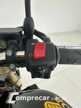 CB 600F HORNET / HONDA