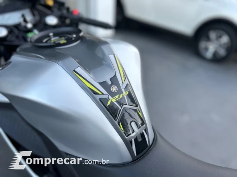 Yzf R15