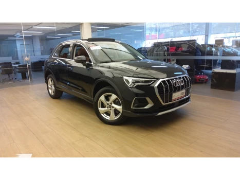 Audi Q3 2.0 40 TFSI GASOLINA PERFORMANCE QUATTRO TIPTRONIC 4 portas