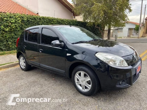 Renault SANDERO 1.6 Expression 8V 4 portas