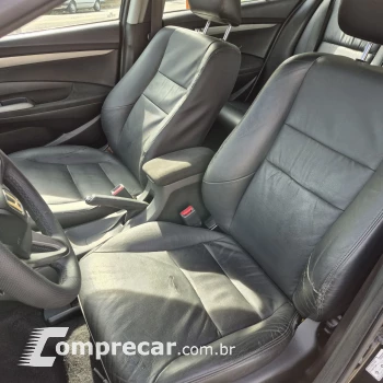 CITY Sedan EX 1.5 Flex 16V 4p Aut.