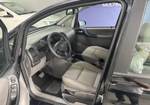 Zafira Elite 2.0 MPFI FlexPower 8V  Aut