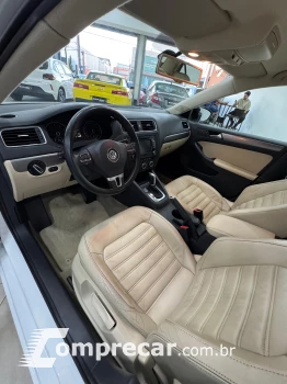 JETTA 2.0 TSI Highline 211cv