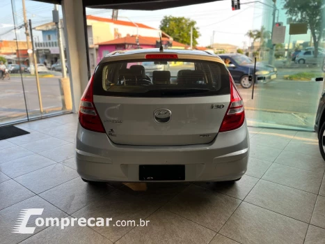 I30 2.0 MPFI GLS 16V GASOLINA 4P AUTOMÁTICO