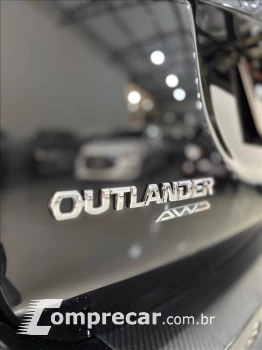 OUTLANDER 2.2 4X4 16V DIESEL 4P AUTOMÁTICO