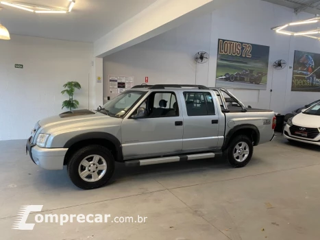 CHEVROLET S10 2.4 MPFI Advantage 4X2 CD 8V 4 portas