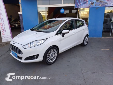 FORD Fiesta Hatch 1.6 16V 4P FLEX TITANIUM PLUS POWERSHIFT AUTOMÁ 4 portas