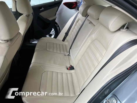 JETTA 2.0 TSI HIGHLINE 211CV GASOLINA 4P TIPTRONIC
