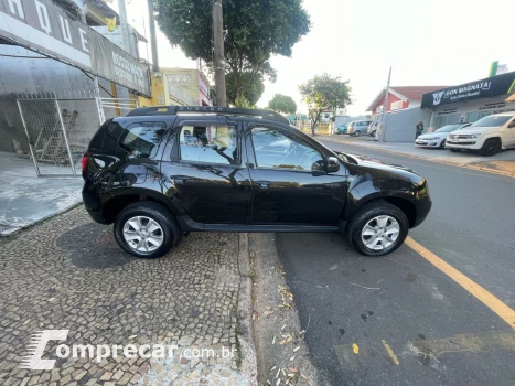 DUSTER Expression 1.6 Hi-Flex 16V Mec.
