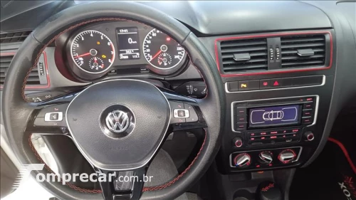 Volkswagen FOX 1.6 MI Rock IN RIO 8V 4 portas