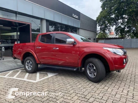 L200 TRITON 2.4 16V Turbo Sport HPE CD 4X4