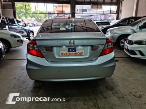 CIVIC - 1.8 EXS 16V 4P AUTOMÁTICO