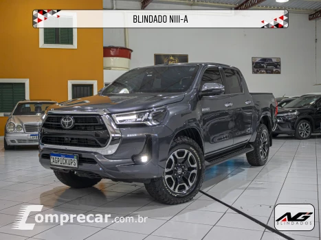 Toyota HILUX 2.8 SRX 4X4 CD 16V 4 portas