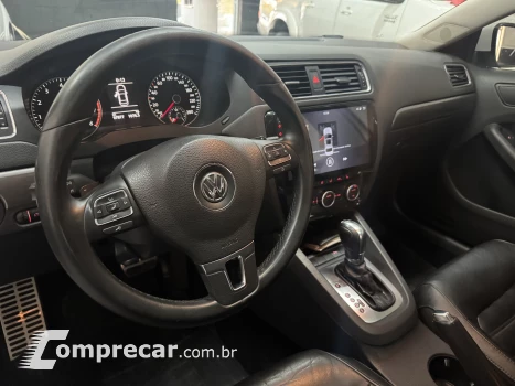 JETTA 2.0 TSI Highline 211cv