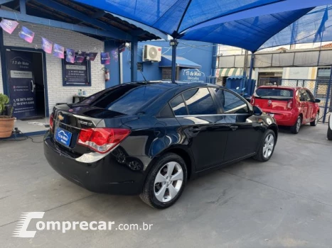 CRUZE SEDAN - 1.8 LT 16V 4P AUTOMÁTICO