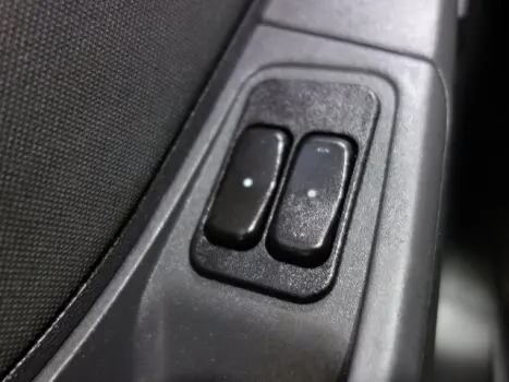 MONTANA - 1.4 MPFI SPORT CS 8V 2P MANUAL