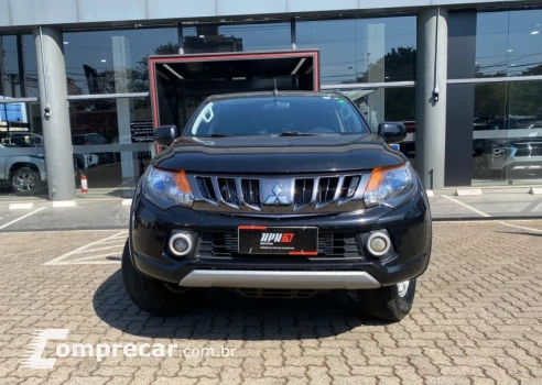 L200 TRITON 2.4 16V Turbo Sport GLS CD 4X4