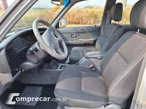 HILUX 3.0 SRV 4X2 CD 8V