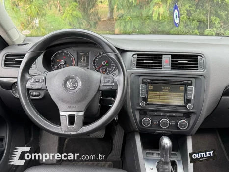 JETTA 2.0 COMFORTLINE FLEX 4P TIPTRONIC