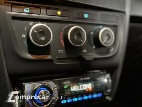 CELTA - 1.0 MPFI LT 8V 4P MANUAL