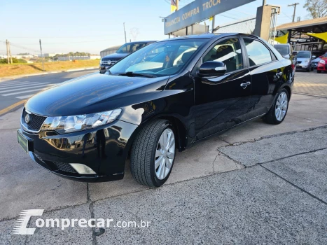 CERATO 1.6 EX Sedan 16V