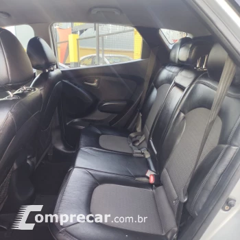 ix35 2.0 16V 170cv 2WD/4WD Mec.