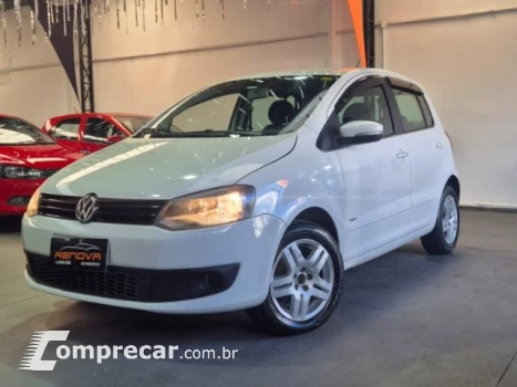 Volkswagen FOX - 1.0 MI TREND 8V 4P MANUAL 4 portas