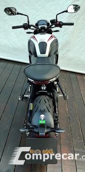TRIUMPH TRIDENT TRIBUTE
