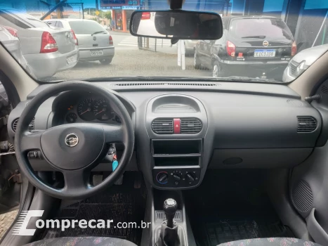 CORSA 1.8 MPFI Maxx Sedan 8V