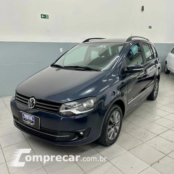 Volkswagen SPACEFOX  SPORTLINE/HIGHLINE 1.6 T.Flex 4 portas