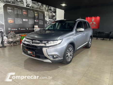 Mitsubishi OUTLANDER 2.0 Comfort 16V 4 portas