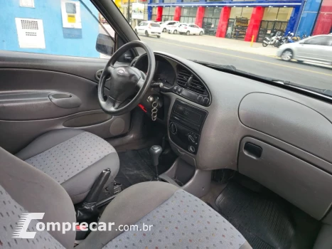 Courier 1.6 L/ 1.6 Flex