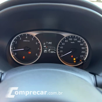 KICKS Sense 1.6 16V Flex Aut.