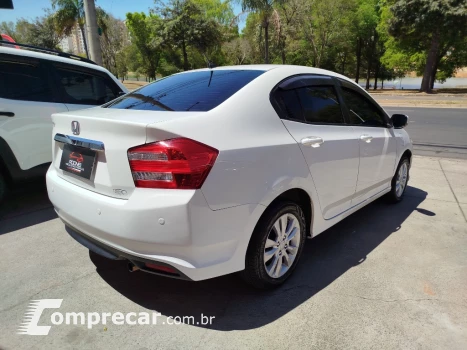 CITY Sedan LX 1.5 Flex 16V 4p Aut.