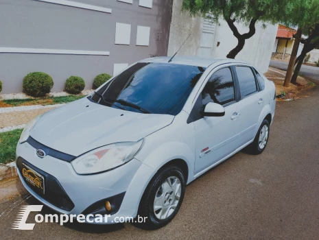 FIESTA 1.6 MPI Class Sedan 8V