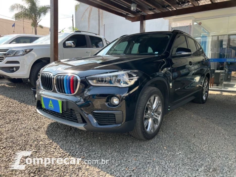 BMW X1 2.0 16V Turbo Activeflex Sdrive20i 4 portas