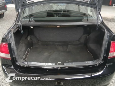 CLASSIC - 1.0 MPFI LS 8V 4P MANUAL